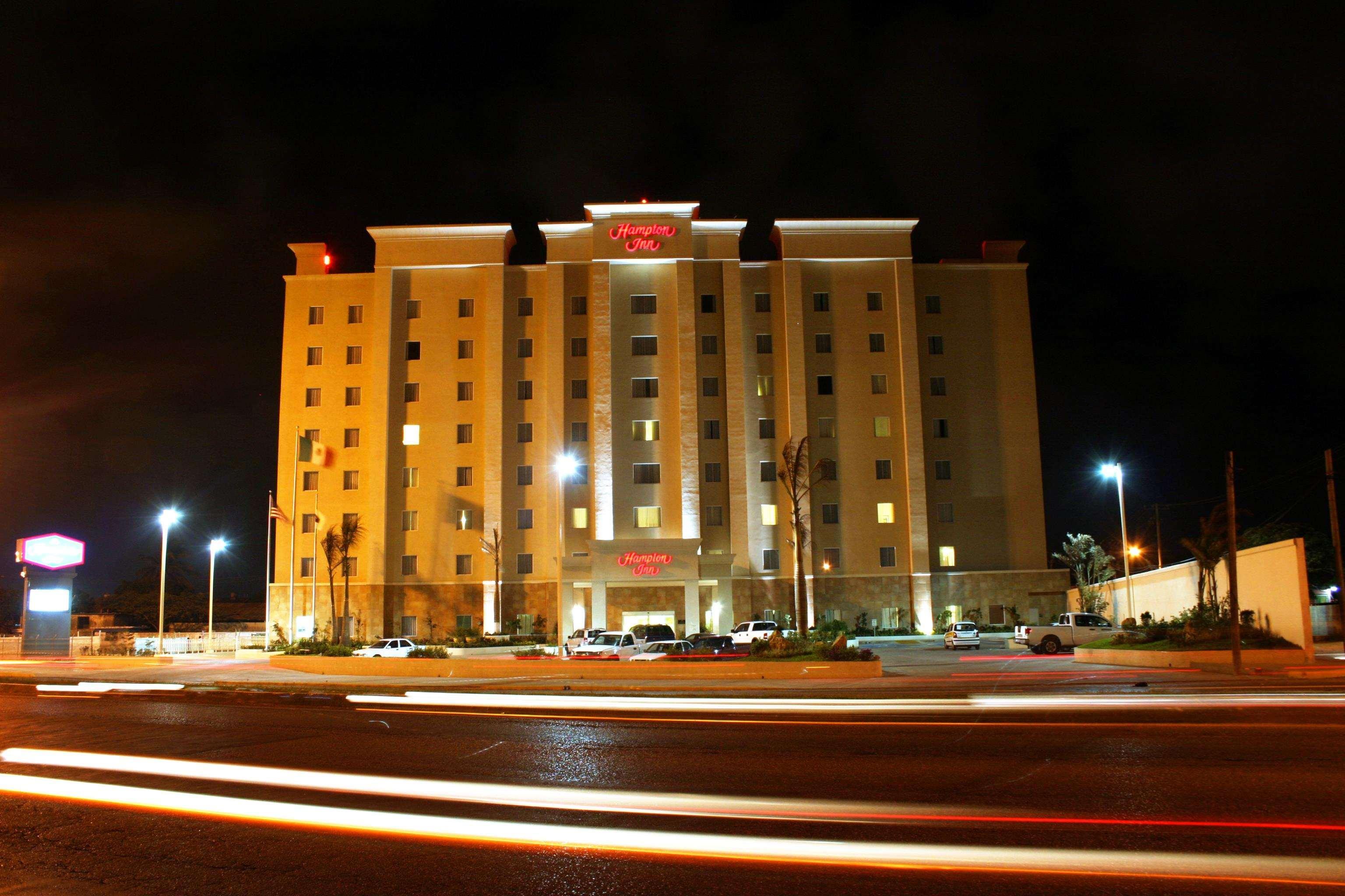 Hampton Inn Tampico Airport Ngoại thất bức ảnh