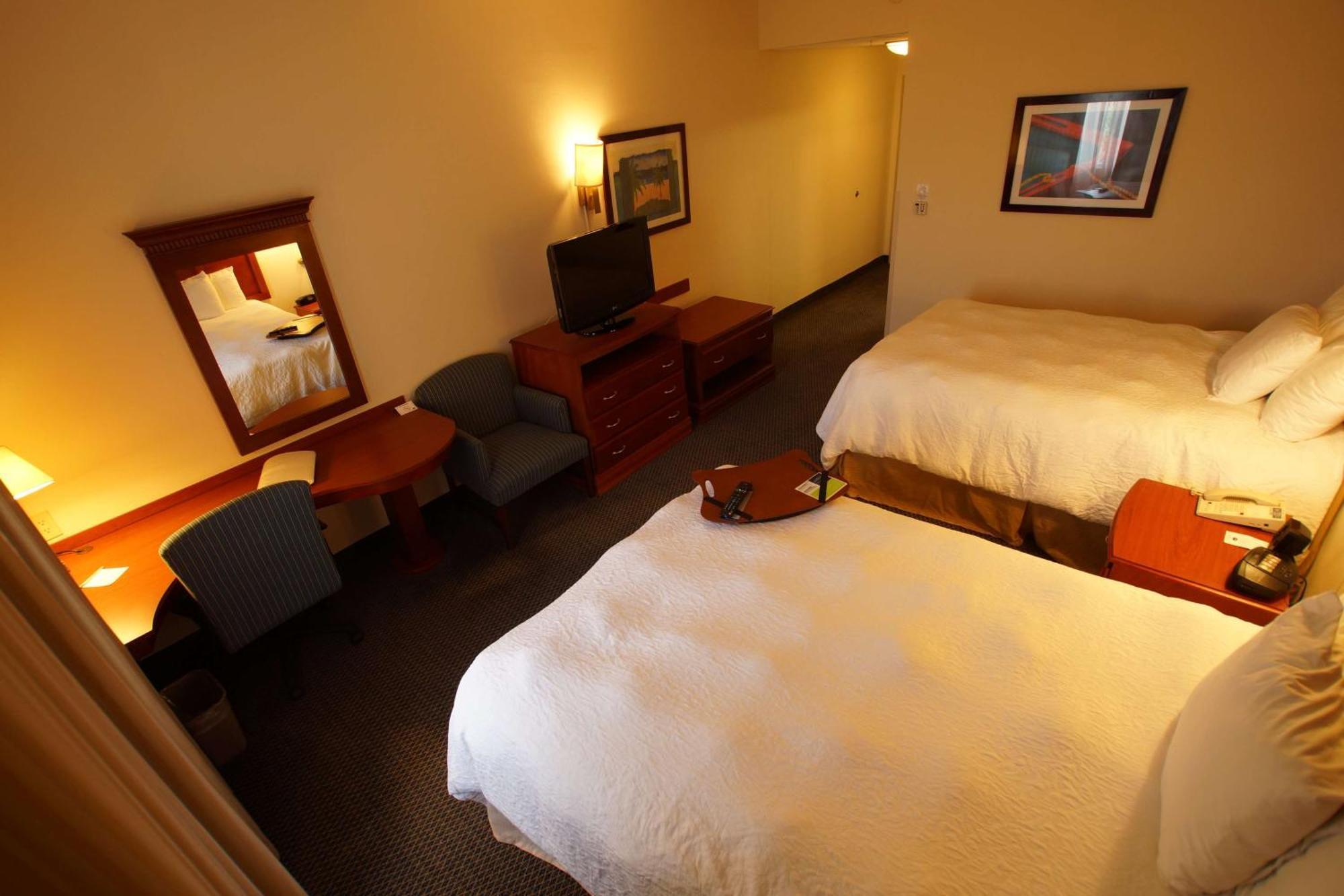 Hampton Inn Tampico Airport Ngoại thất bức ảnh