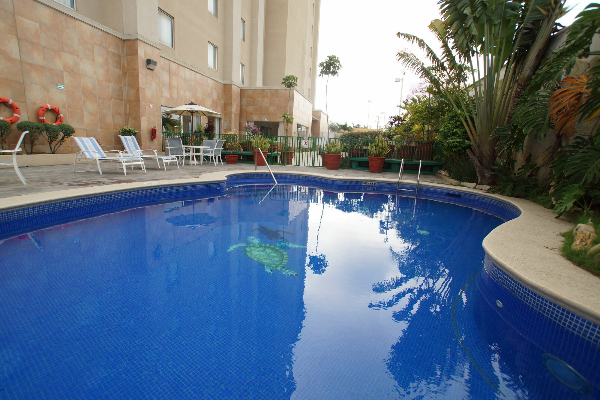Hampton Inn Tampico Airport Ngoại thất bức ảnh